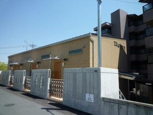 岡山県岡山市北区津島西坂２丁目 築15年12ヶ月 2階建