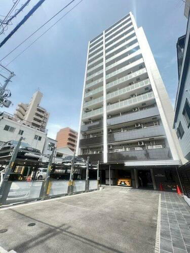 兵庫県神戸市兵庫区西上橘通１丁目 15階建
