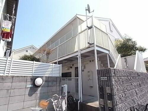 ペルメ 2階建