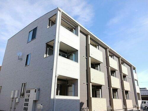 兵庫県姫路市北平野１丁目 築11年4ヶ月 3階建