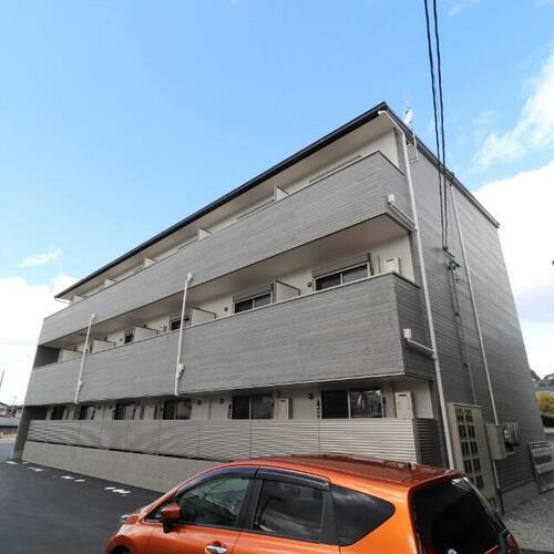 岡山県岡山市中区平井１丁目 3階建 築3年12ヶ月