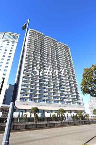 ＢＬＵＥ　ＨＡＲＢＯＲ　ＴＯＷＥＲ　みなとみらい 27階建