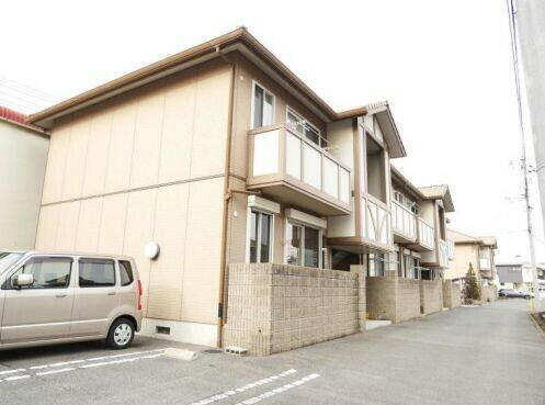 岡山県岡山市中区国富 築20年11ヶ月 2階建