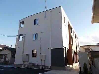 岡山県岡山市南区豊成１丁目 築10年2ヶ月 3階建