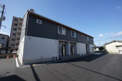 岡山県岡山市南区新福１丁目  2階建