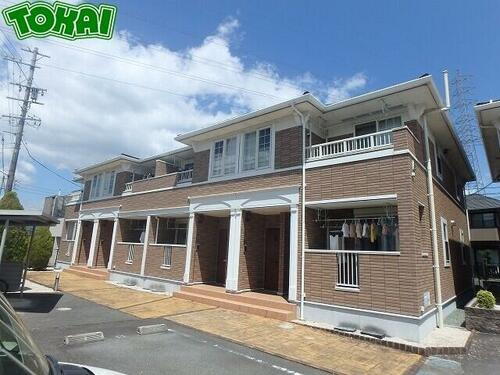 三重県松阪市久保町 2階建