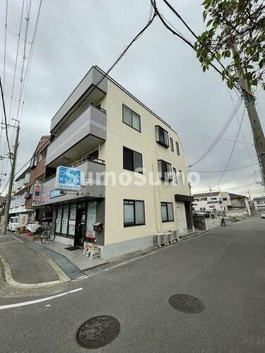兵庫県尼崎市武庫之荘５丁目 3階建