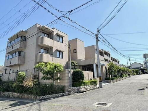 兵庫県神戸市東灘区西岡本５丁目 3階建 築28年10ヶ月