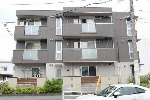 Ｄーｒｏｏｍエル・セントロ 3階建