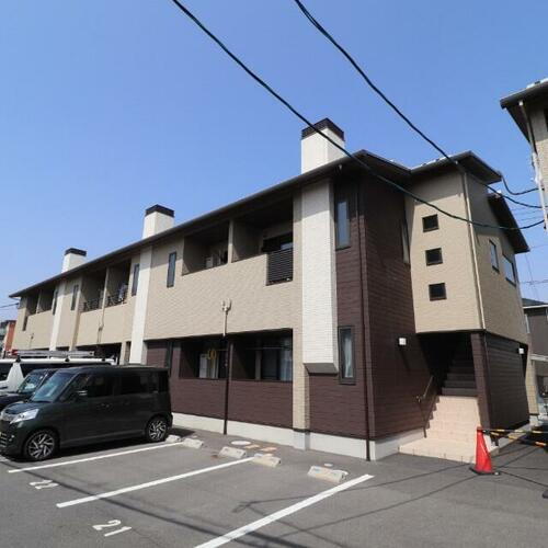 岡山県岡山市北区今保 2階建 築8年3ヶ月