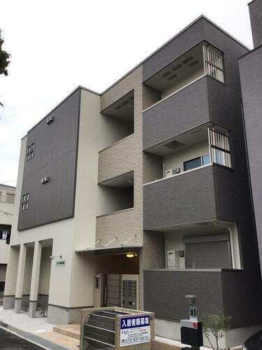 兵庫県西宮市能登町 築4年12ヶ月 3階建