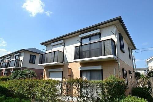 東京都昭島市上川原町３丁目 タウンハウス