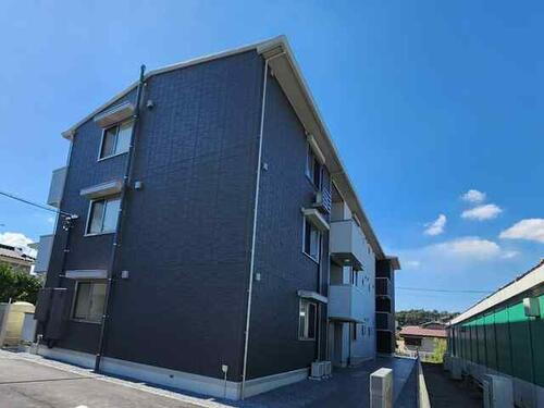 セジュールちさとⅤ 3階建