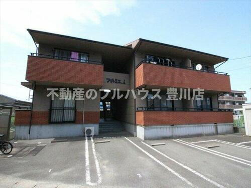 愛知県豊川市下長山町堺 賃貸アパート