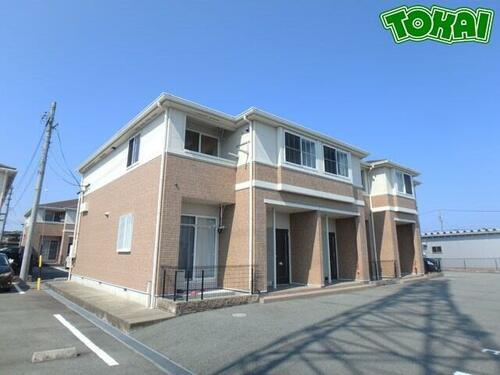 三重県松阪市曽原町 2階建