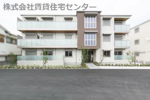 和歌山県和歌山市小雑賀 3階建