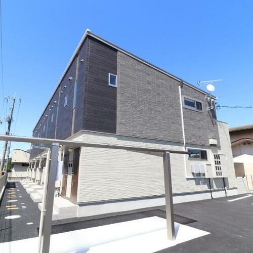 岡山県岡山市南区芳泉２丁目 2階建 築4年6ヶ月