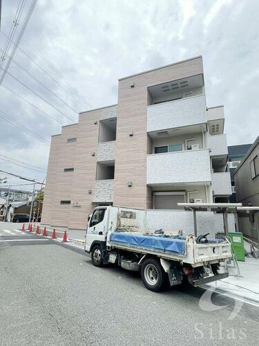 大阪府大阪市淀川区三津屋中１丁目 築2年6ヶ月 3階建