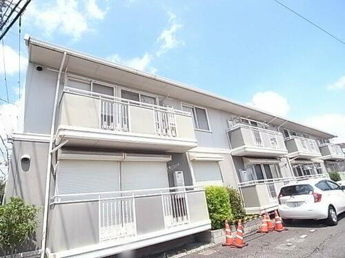 ファミールハイツ 2階建