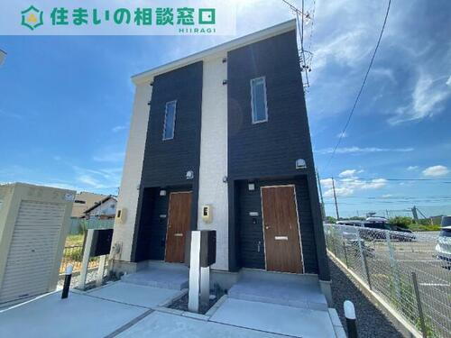 愛知県碧南市湖西町３丁目 テラスハウス