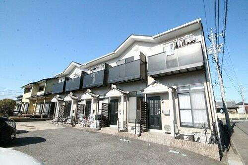 愛知県春日井市神領町１丁目 テラスハウス