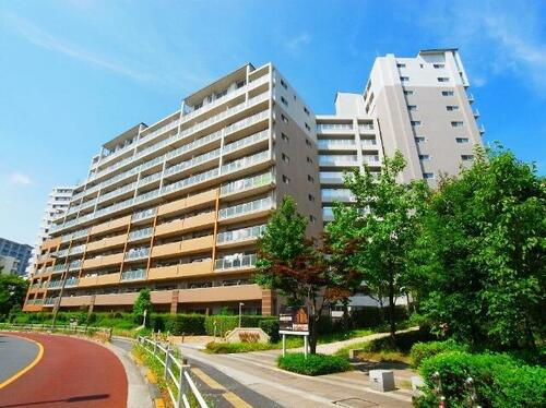 東京都足立区新田３丁目 賃貸マンション