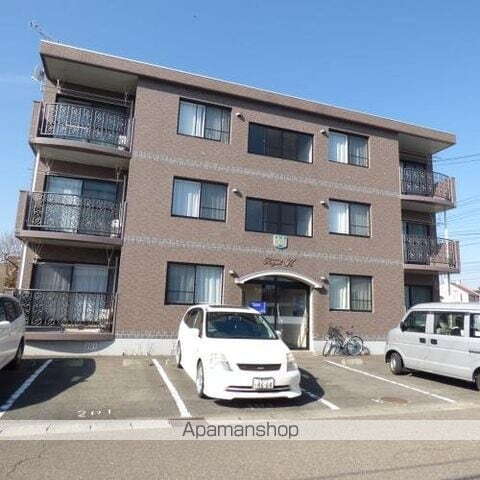 岩手県北上市九年橋１丁目 賃貸マンション