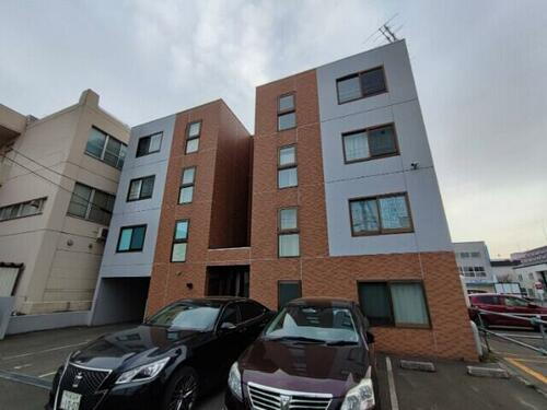 北海道札幌市北区新琴似九条１丁目 4階建 築23年1ヶ月