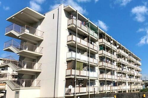 ビレッジハウス新在家１号棟 5階建