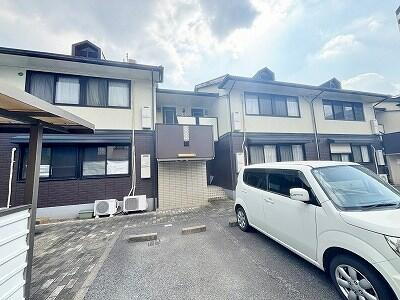 福岡県北九州市小倉北区緑ケ丘３丁目 賃貸アパート