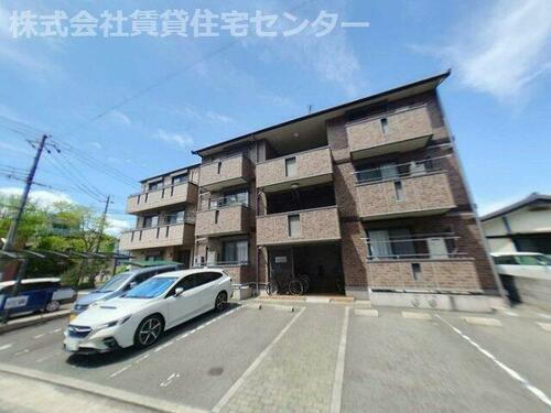 和歌山県和歌山市餌差町１丁目 3階建 築20年10ヶ月