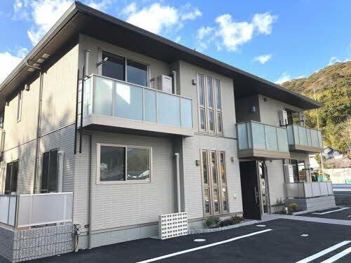 高知県高知市宇津野 賃貸アパート
