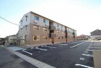 岡山県岡山市南区芳泉４丁目 3階建 築8年1ヶ月