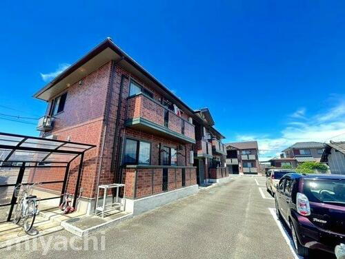 徳島県板野郡藍住町東中富字東傍示 賃貸アパート