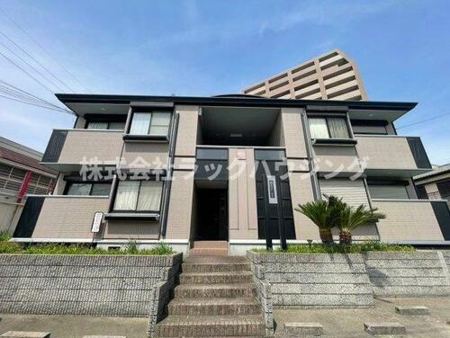 大阪府寝屋川市東香里園町 賃貸アパート