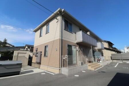 岡山県岡山市南区万倍 テラスハウス