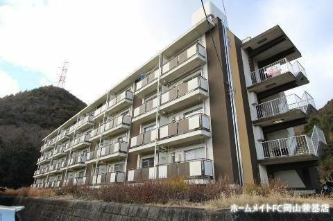 岡山県備前市大内 4階建