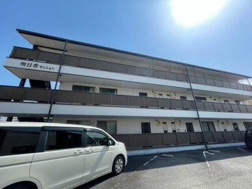 明日香マンション 3階建