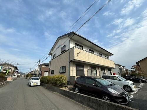 佐賀県鳥栖市弥生が丘５丁目 賃貸アパート