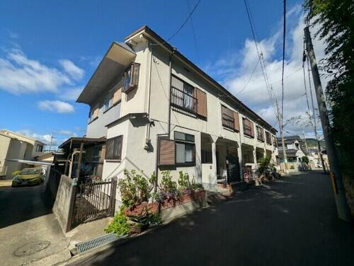 鉢塚１丁目貸家