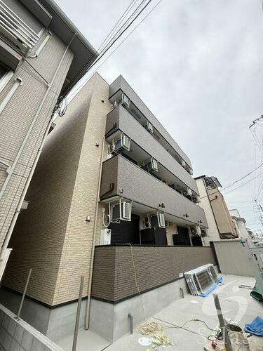 大阪府大阪市東住吉区照ケ丘矢田４丁目  3階建