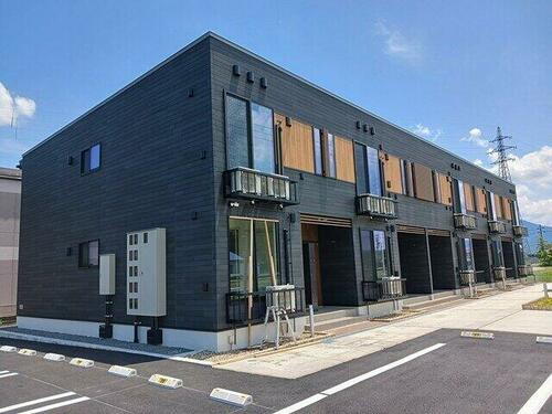 アクアガーデン２ 2階建