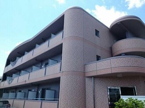 岡山県岡山市北区青江３丁目 築20年12ヶ月 3階建