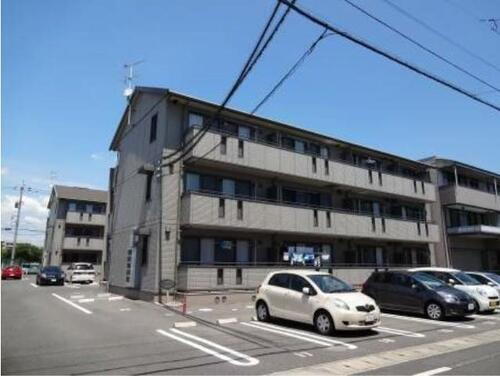 岡山県岡山市北区今８丁目 築19年3ヶ月 3階建