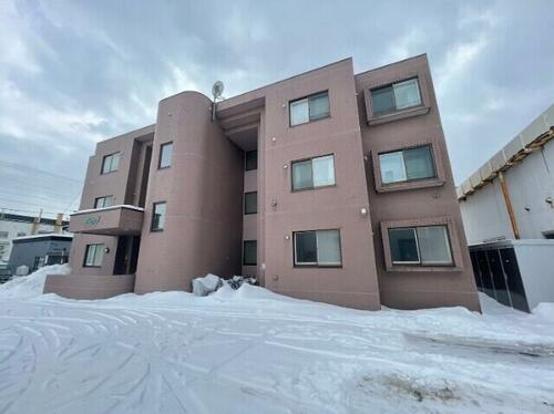 北海道札幌市北区新川四条１３丁目 3階建 築31年9ヶ月