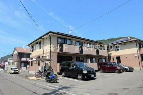 香川県高松市屋島西町 賃貸アパート