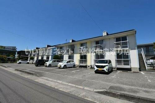 香川県高松市屋島西町 賃貸アパート