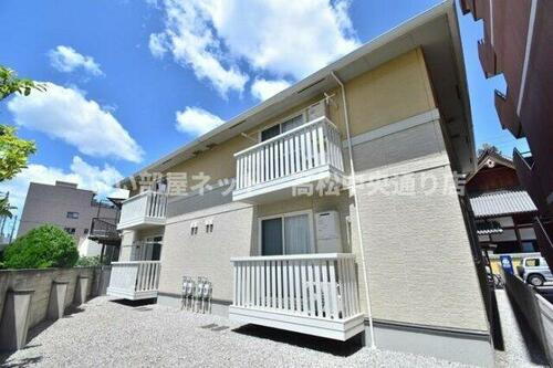 香川県高松市扇町２丁目 賃貸アパート