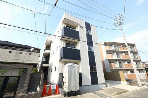 Ｂｌｕｅ　Ｍｏｏｎ　名駅 3階建