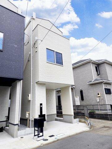 神奈川県茅ヶ崎市小和田１丁目 賃貸一戸建て